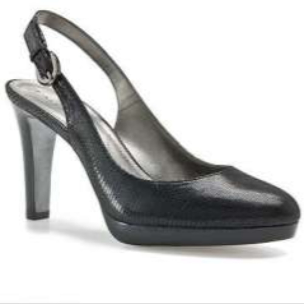 NEW Tahari Black Leather Carolyn Slingback Pumps